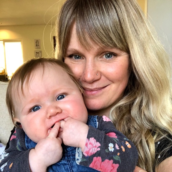 Meet your Posher, Monika - Picture 1 of 1